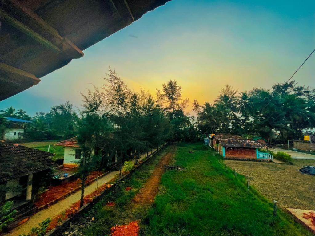 Отель Gokarna Vibes Экстерьер фото